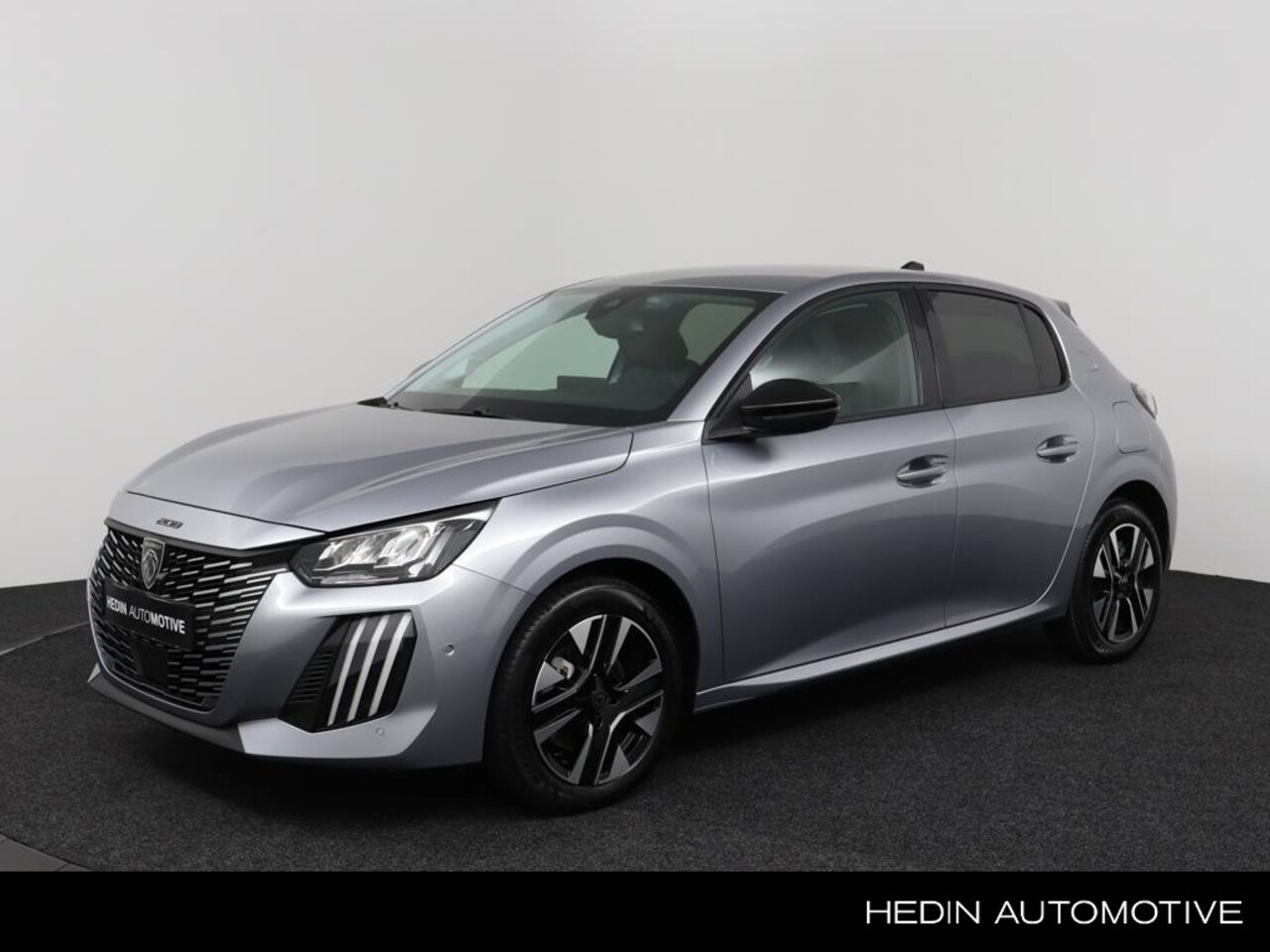Peugeot 208 - 1.2 Hybrid 110 e-DCS6 Allure | Navigatie | Camera V+A | Privacy Glass | LM Velgen | - AutoWereld.nl