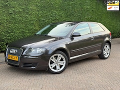 Audi A3 - 1.4 TFSI Attraction /AIRCO IJSKOUD/CRUISE/RIJDTSUPER/