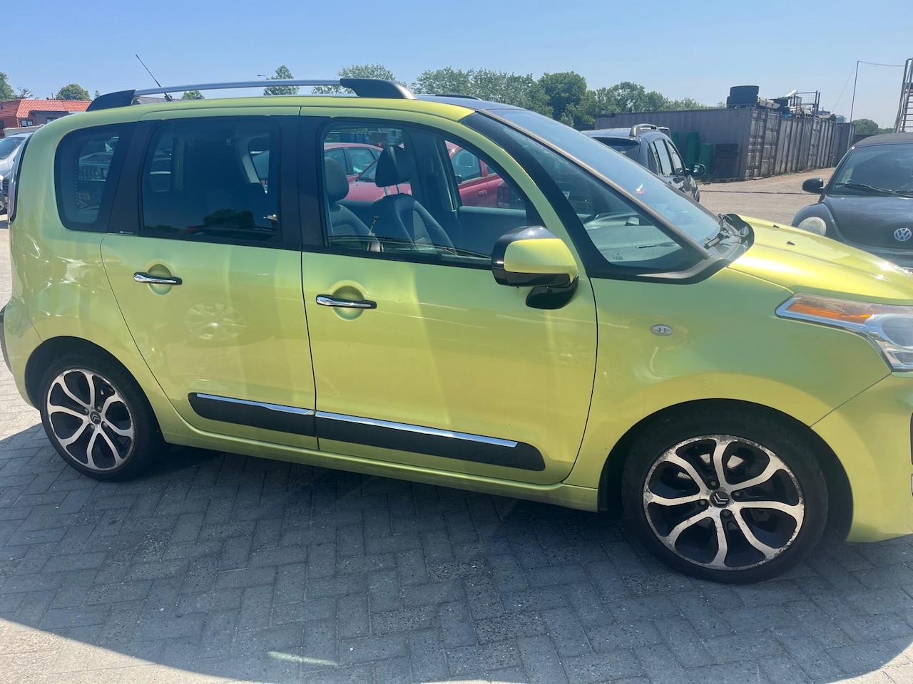 Citroën C3 Picasso - 1.6 VTi Exclusive PANORAMADAK NAVI TREKHAAK 1E EIGENAAR - AutoWereld.nl