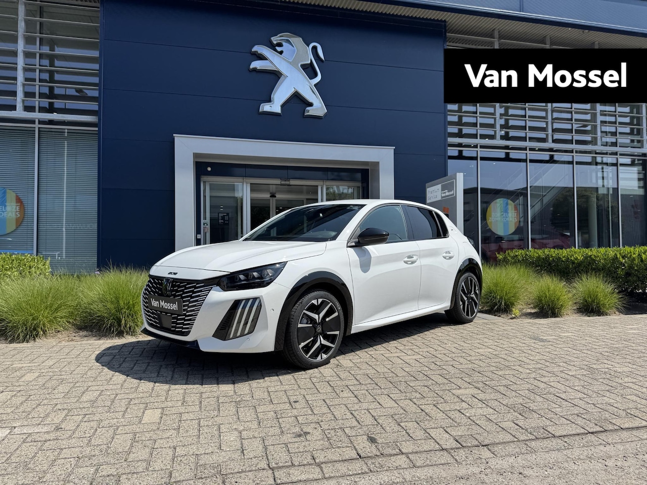 Peugeot 208 - Hybrid 110 e-DCS6 GT l Voorraad l Drive Assist Plus Pack l Vision & Navigation Pack - AutoWereld.nl