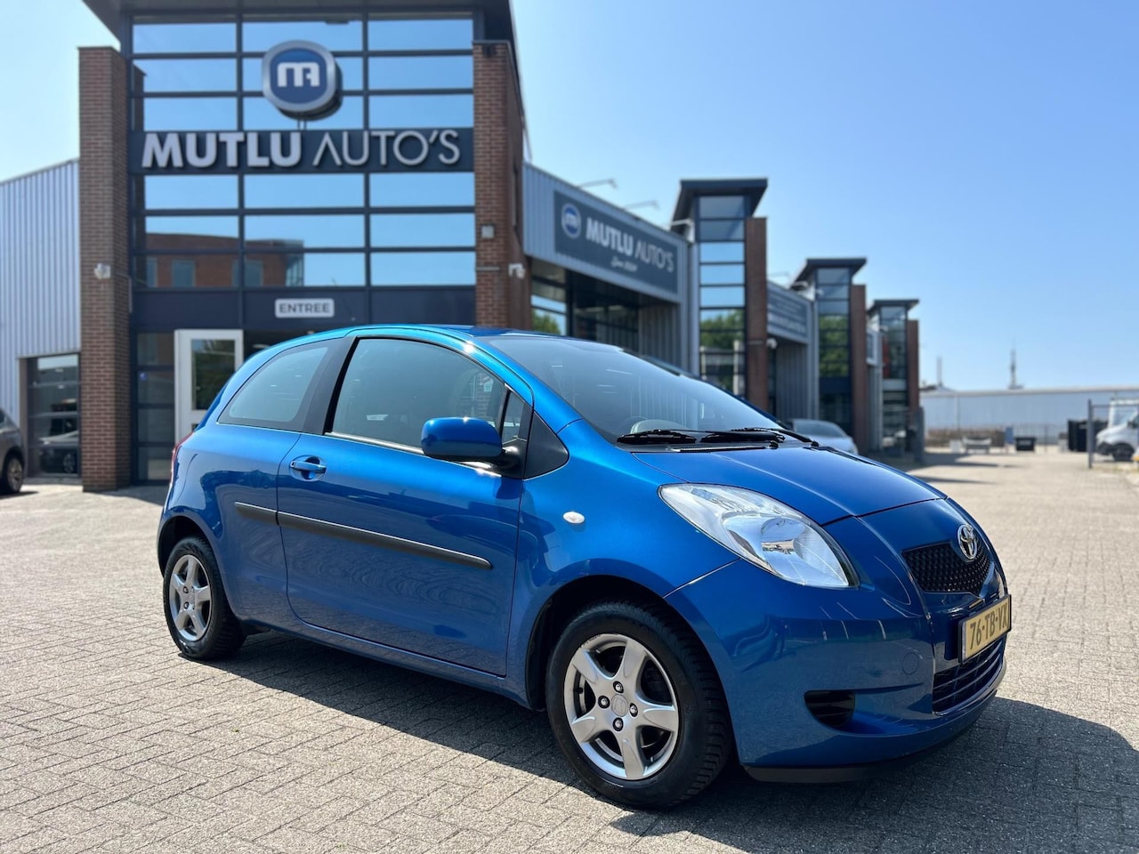 Toyota Yaris - 1.3 VVTi Sol Airco NAP APK - AutoWereld.nl