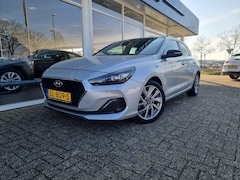 Hyundai i30 Fastback - 1.0 T-GDI PREMIUM FASTBACK