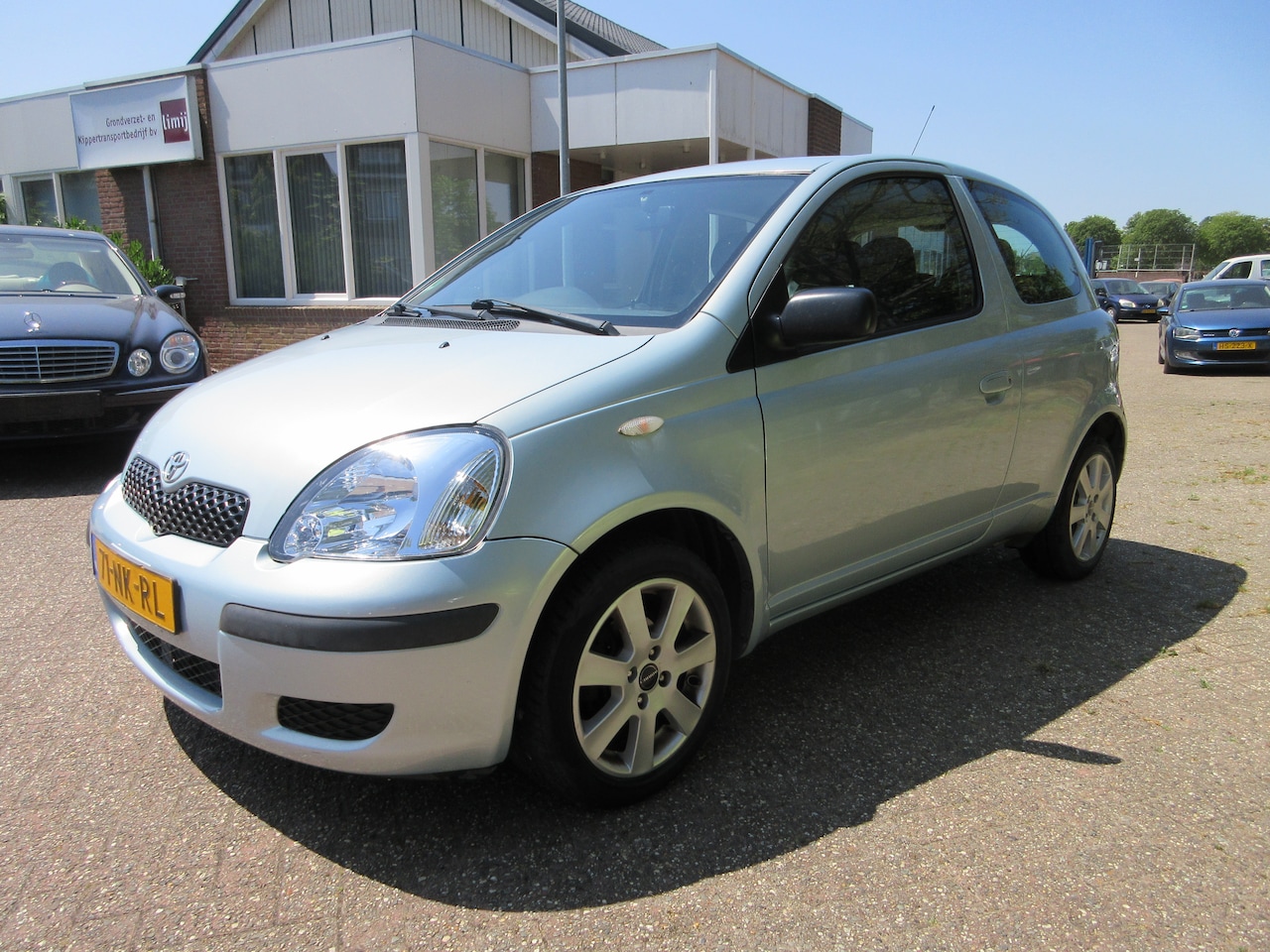 Toyota Yaris - 1.3 VVT-i Idols Airco / 1.3 16V VVT-I / Elektr ramen / APK 2026 - AutoWereld.nl