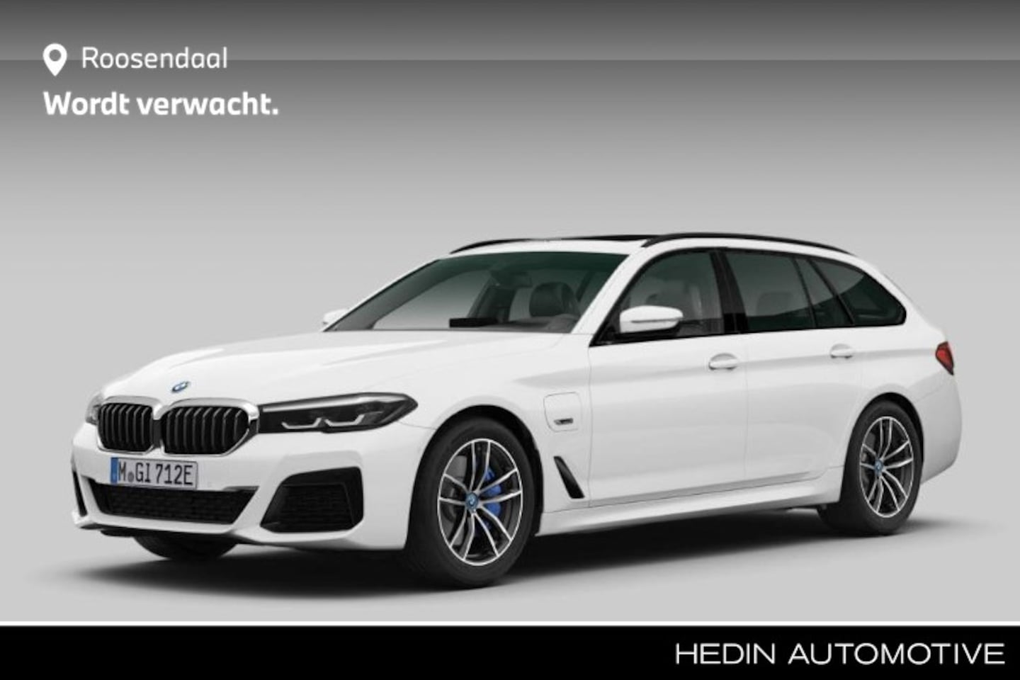 BMW 5-serie Touring - 530e Executive M-Sport | Panoramadak | Trekhaak | Stoelverwarming | Stuurverwarming | - AutoWereld.nl