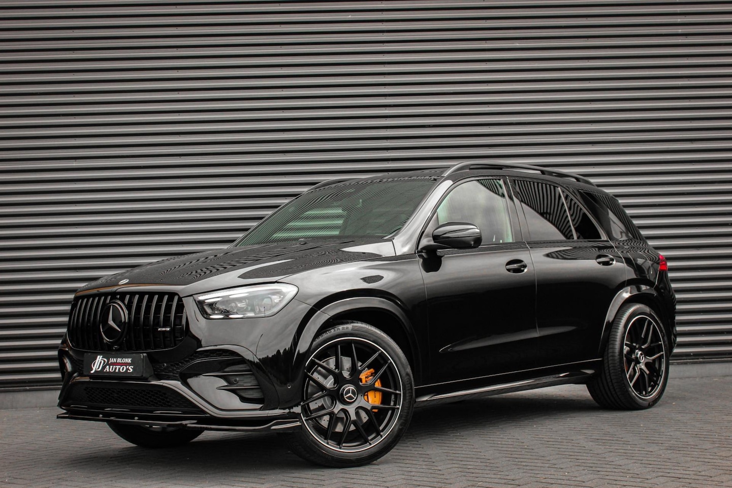Mercedes-Benz GLE-Klasse - 400 e 4MATIC AMG Line Premium Plus / LUCHTVERING / DISTRONIC / BURNMESTER / TREKHAAK / NIG - AutoWereld.nl
