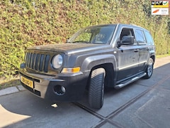 Jeep Patriot - 2.4 Limited Liberty (Automaat niet 100%)