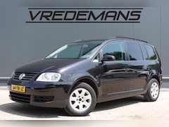 Volkswagen Touran - 1.6-16V FSI Business