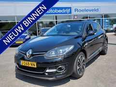 Renault Mégane - 1.2 TCe 131pk Automaat BOSE 5-Deurs | Navi | Clima | Cruise | Panorama Schuifdak | Keyless