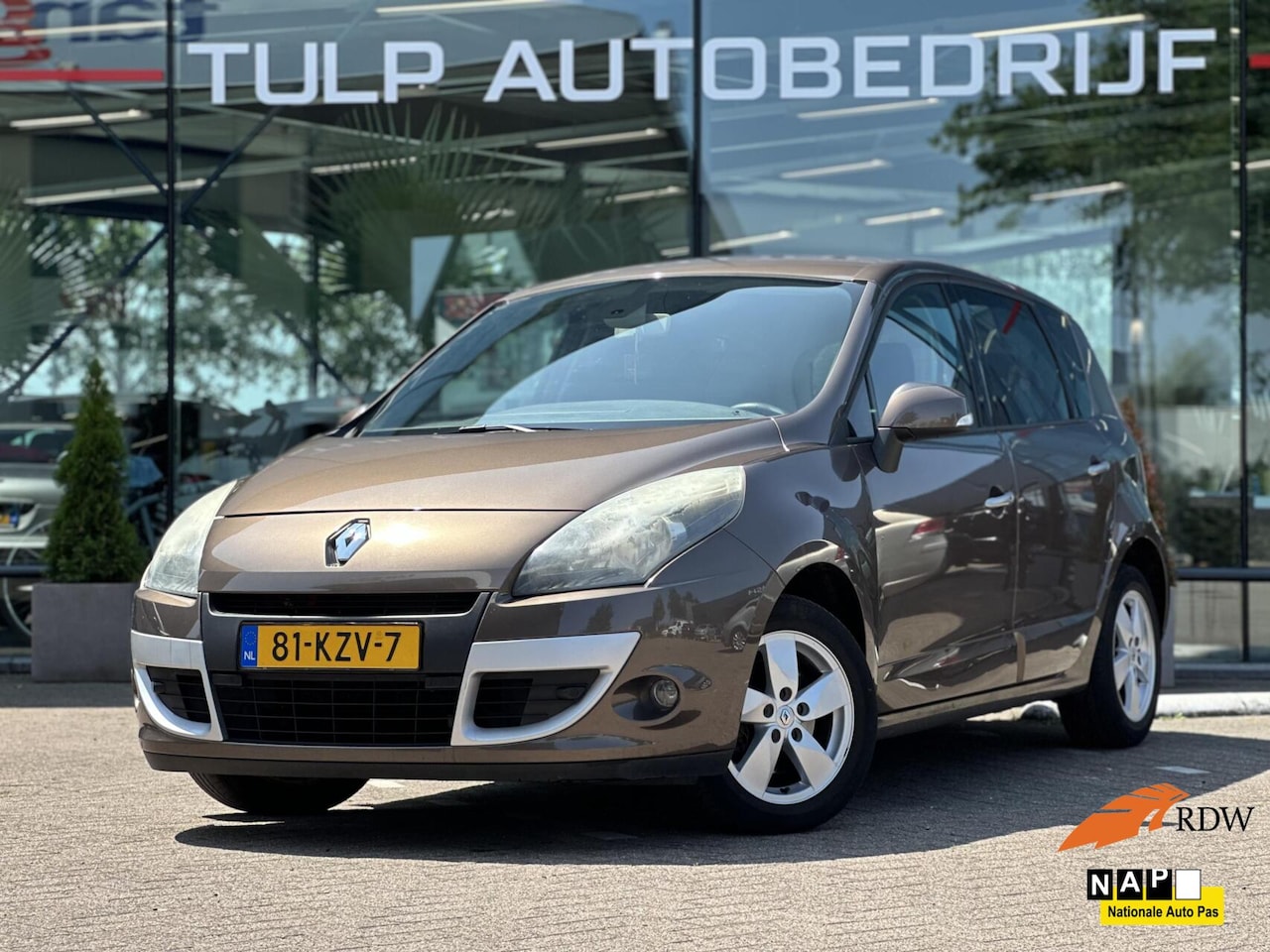 Renault Scénic - 2.0 Dynamique PDC Cruise LPG - AutoWereld.nl