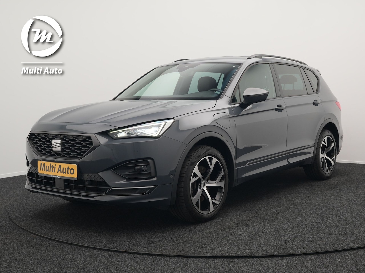 Seat Tarraco - 1.4 TSI e-Hybrid FR Plug In Hybrid 245pk Dealer O.H PHEV | Trekhaak af Fabriek | Lederen S - AutoWereld.nl