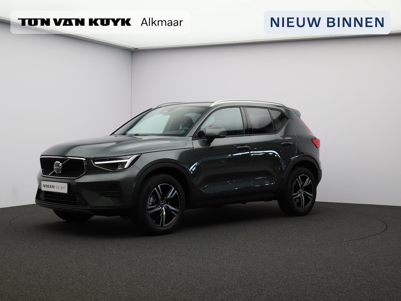 Volvo XC40 - 2.0 B3 Business Edition / BLIS / Stoel- + Stuurwielverwarming / Achteruitrijcamera / Harma - AutoWereld.nl