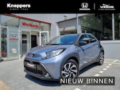 Toyota Aygo X - 1.0 VVT-i MT Pulse Apple/Android, Cruise, 17inch velgen, Voorstoelen verwarmd , All-in Rij