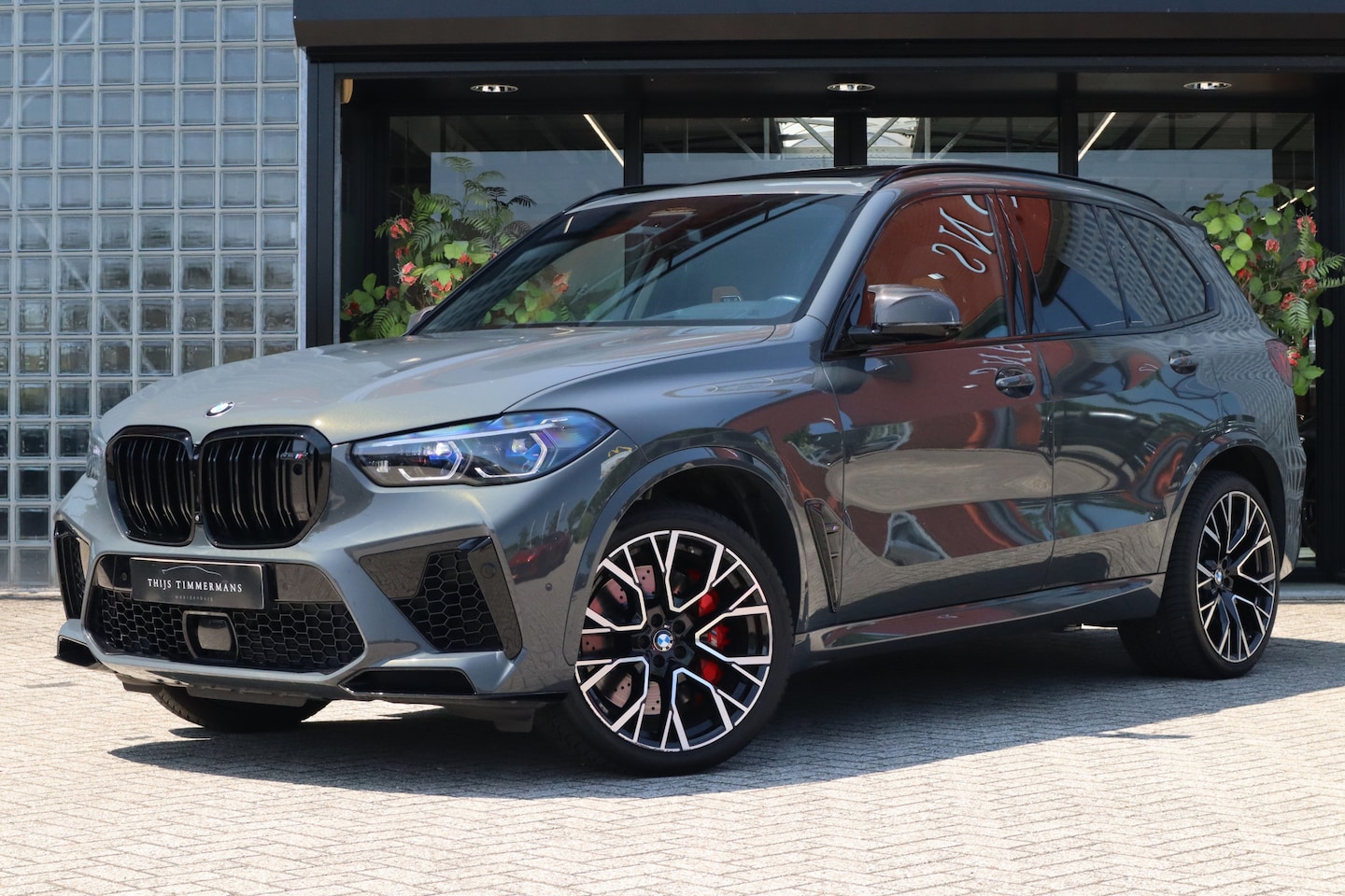 BMW X5 - M Competition | Dravitgrau, Bowers&Wilkins, Carbon interieur, Night Vision, Massage, Enter - AutoWereld.nl