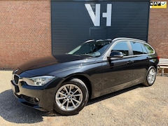 BMW 3-serie Touring - 320i Executive | AUTOMAAT | PDC | LMV | NAVI |