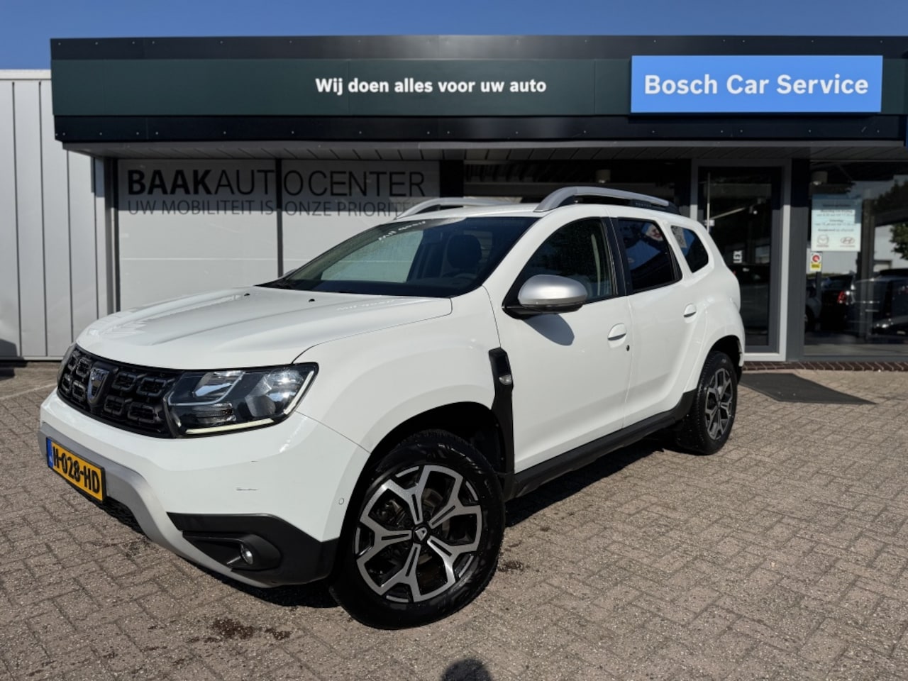 Dacia Duster - 1.3 TCe Prestige | Camera | Navi | Keyless | Climate - AutoWereld.nl