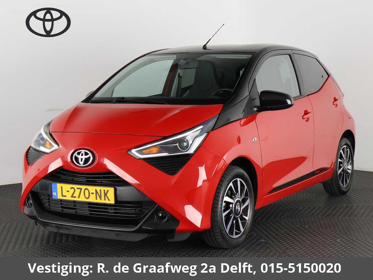 Toyota Aygo - 1.0 VVT-i X-Play Bi-Tone Automaat | Apple Carplay & AndroidAUTO | Lichtmetalen velgen | Ca - AutoWereld.nl