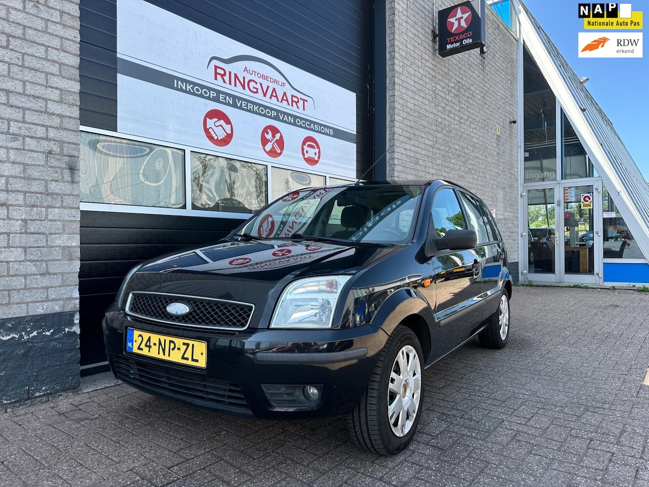 Ford Fusion - 1.4-16V Luxury Met Jaar APK - AutoWereld.nl