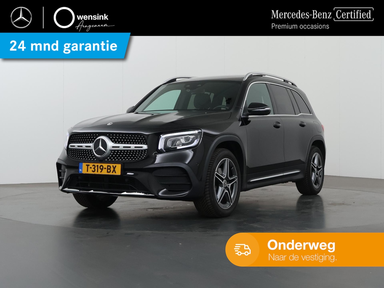 Mercedes-Benz GLB - 200 Premium Plus | AMG | Panoramadak | Sfeerverlichting | Widescreen | Stoelverwarming | - AutoWereld.nl