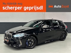 BMW 1-serie - M135i xDrive High Executive / CarPlay / Navi / Elec. Stoelen / M-Performance velgen