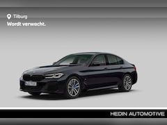 BMW 5-serie - 530e Business Edition Plus | Comfortstoelen Voor | Head-Up Display | Harman-Kardon Surroun