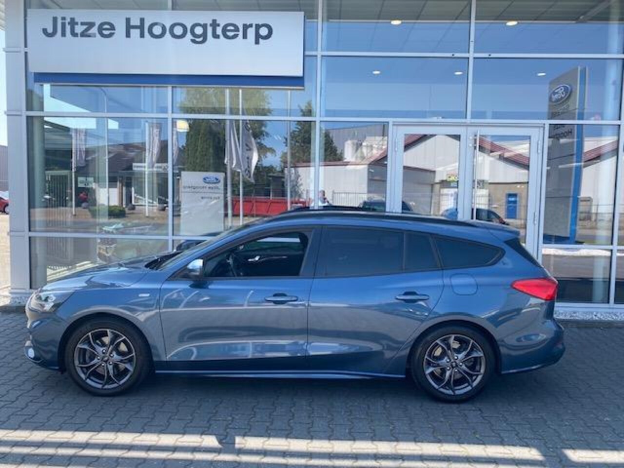Ford Focus Wagon - 1.0 EcoBoost ST Line X 125PK,NAVI,CRUISE,EATC. - AutoWereld.nl