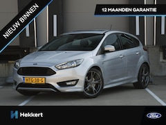 Ford Focus - ST-Line 1.5 EcoBoost 150pk SCHUIF/KANTELDAK | 17''LM | RADIO | AIRCO | USB | 12MND GARANTI