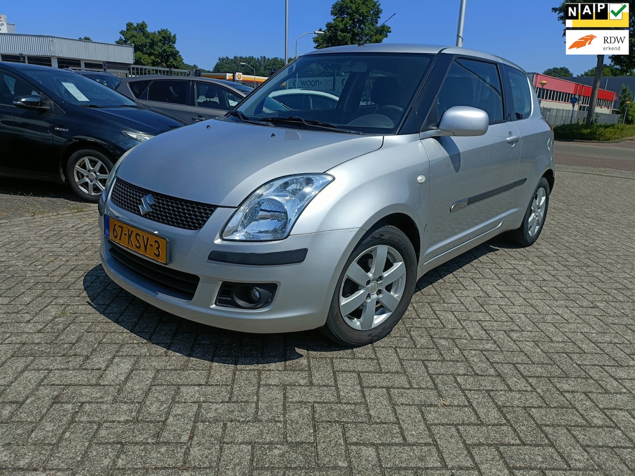 Suzuki Swift - 1.5 Exclusive/NAP/NIEUW APK - AutoWereld.nl