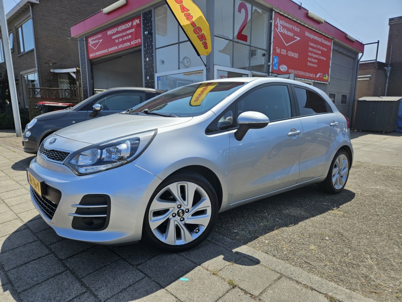 Kia Rio - 1.2 CVVT ExecutiveL./Navi/camera/stoelverw. - AutoWereld.nl