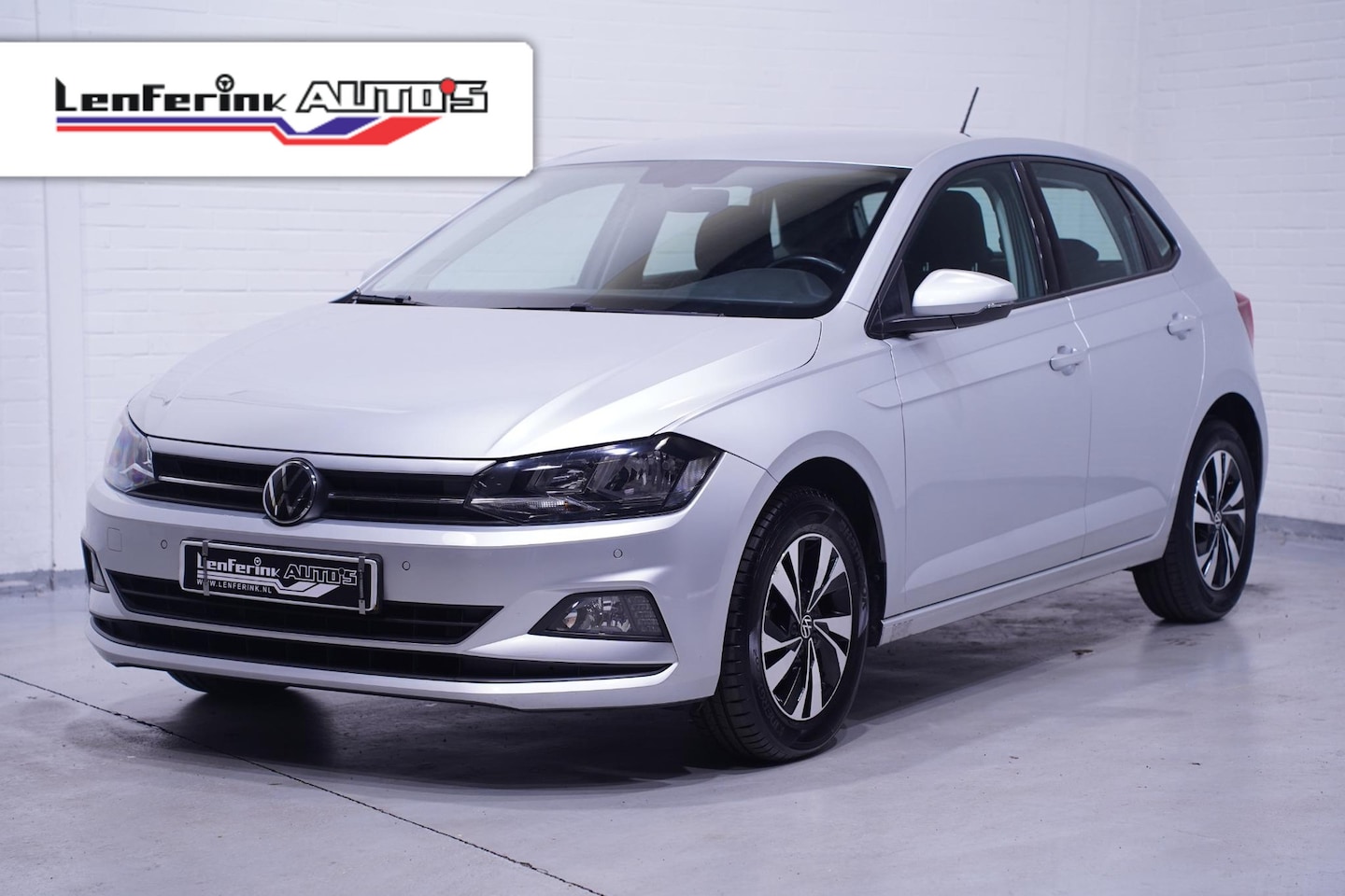 Volkswagen Polo - 1.0 TSI Highline navigatie DAB APP Connect PDC v+a LMV cruise-controle elektrisch-pack lic - AutoWereld.nl