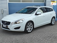 Volvo V60 - ?2.0T Summum – Leder, Navi, Bi-Xenon, Lane Assist & Cruise BLIS