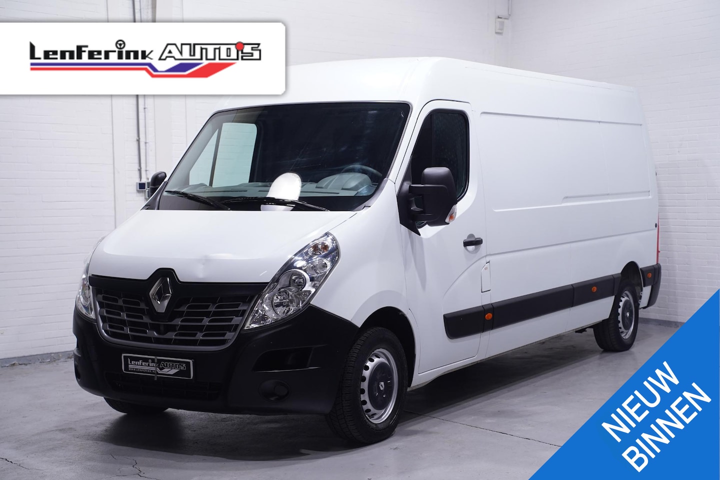 Renault Master - 2.3 dCi 125 pk L3H2 Airco, Trekhaak, Ideaal voor Camper ombouw, 3-Zits - AutoWereld.nl