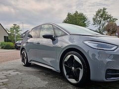Volkswagen ID.3 - First Max