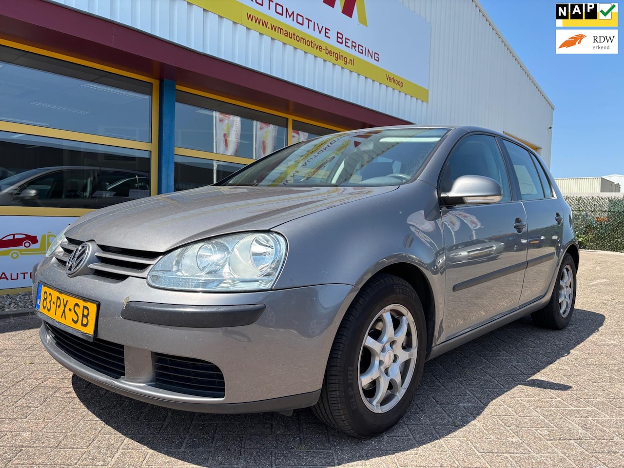 Volkswagen Golf - 1.6 FSI Trendline AIRCO - AutoWereld.nl