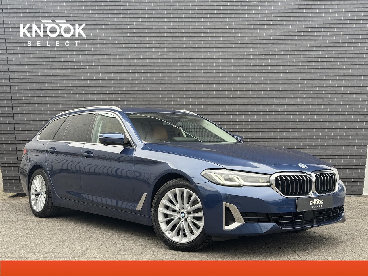 BMW 5-serie Touring - 520i High Executive | Leder| Memory stoelen | 360 Camera | - AutoWereld.nl