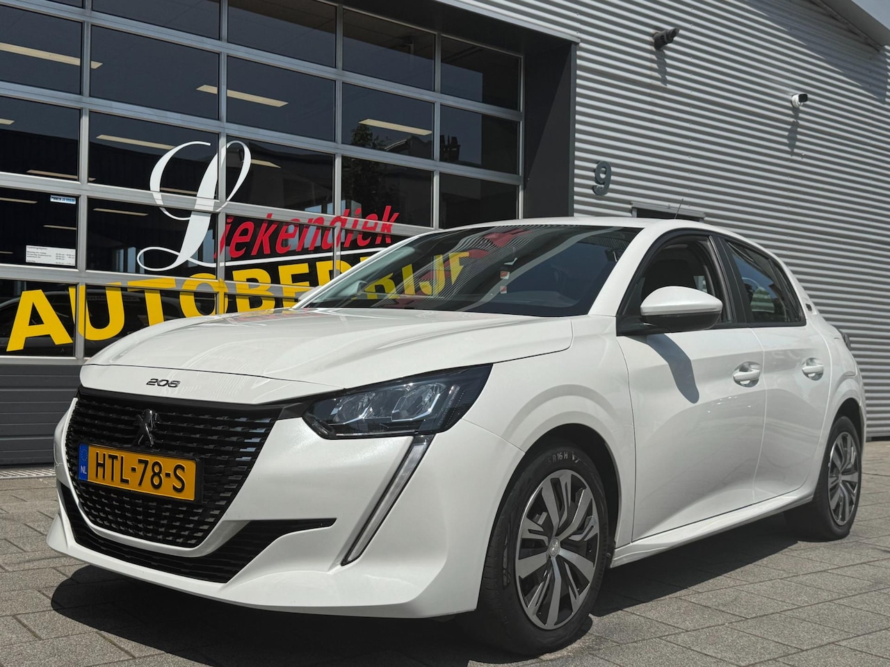 Peugeot 208 - 1.2 PureTech Active Pack - Apple CarPlay / Navigatie I Airco I LED I PDC I 56.000 KM - Dea - AutoWereld.nl