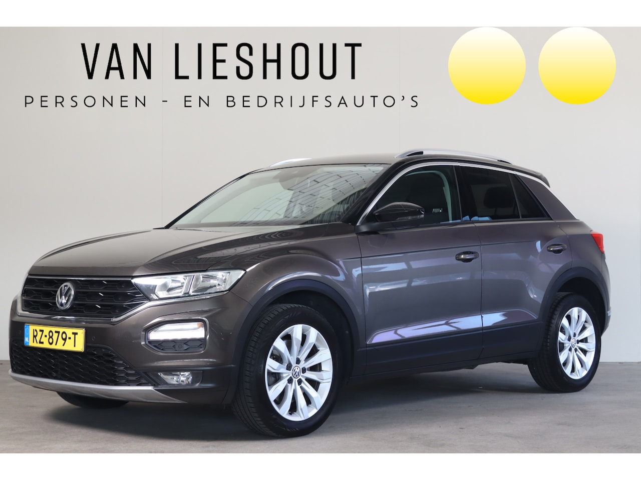 Volkswagen T-Roc - 1.0 TSI Style NL-Auto!! Apple Car-Play I Camera - AutoWereld.nl