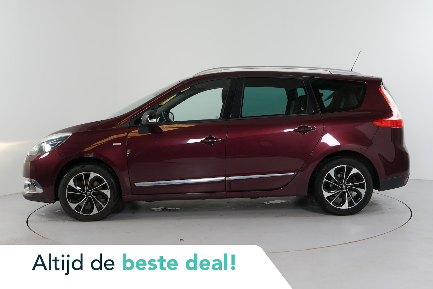 Renault Grand Scénic - 1.2 TCe Bose 7p. | Trekhaak | - AutoWereld.nl