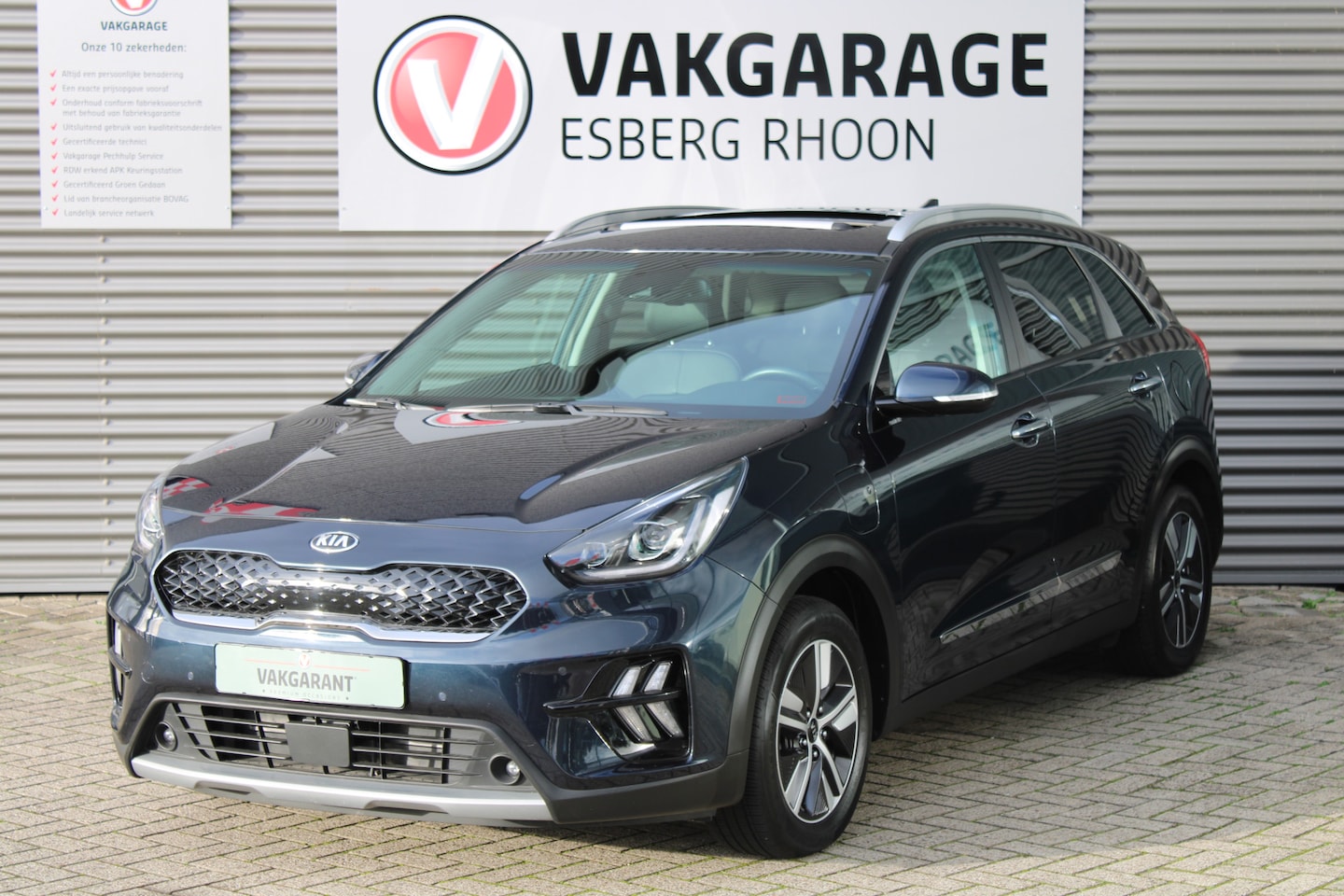 Kia Niro - 1.6 GDi PHEV ExecutiveLine NAVI/CAM,LEER,JBL,SCHUIFDAK - AutoWereld.nl