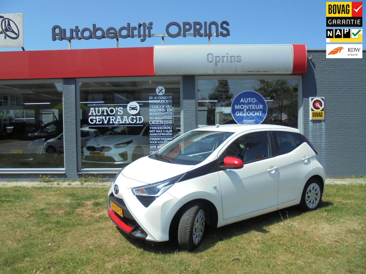 Toyota Aygo - 1.0 VVT-i x-play 5drs AUTOMAAT, NL -Auto, 1e eigenaar, Dealer onderhouden - AutoWereld.nl