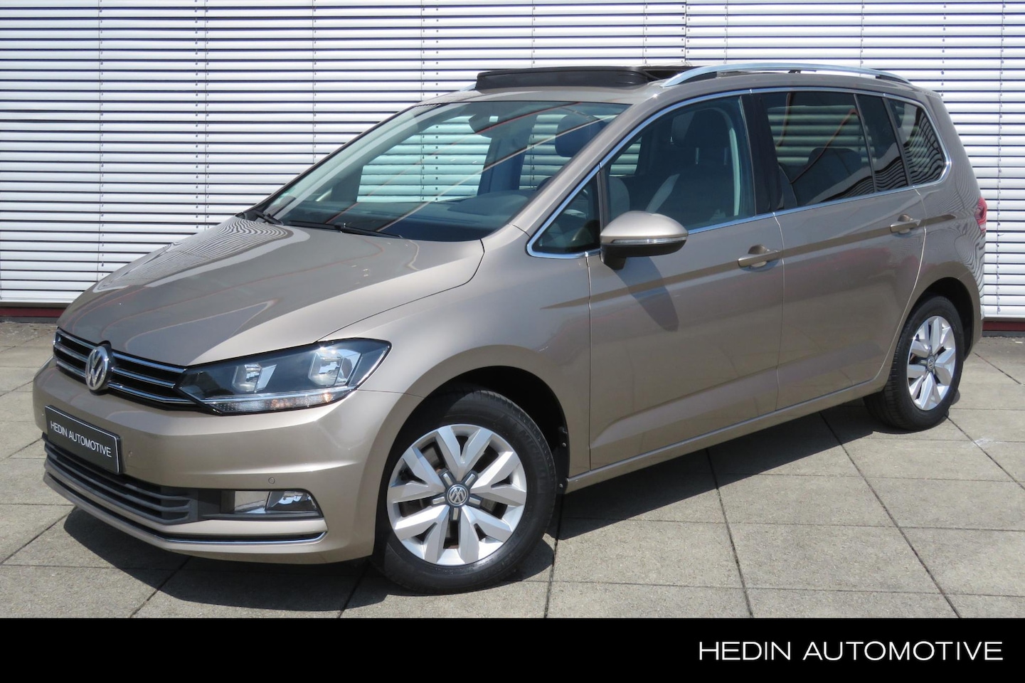 Volkswagen Touran - 1.4 TSI Highline | Panoramadak | Automaat | - AutoWereld.nl