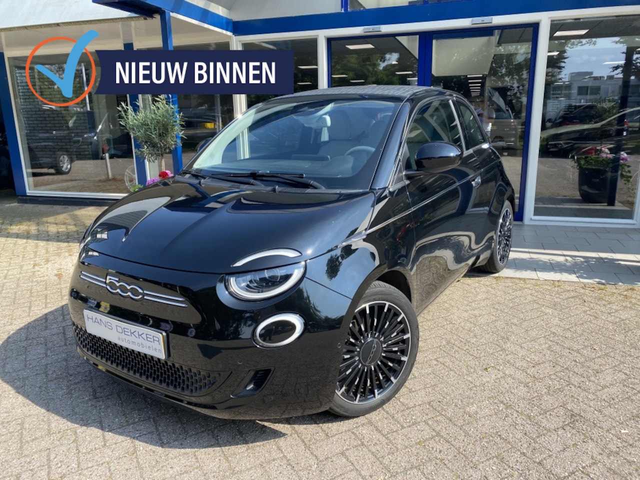 Fiat 500 C - La Prima 42 kWh - AutoWereld.nl