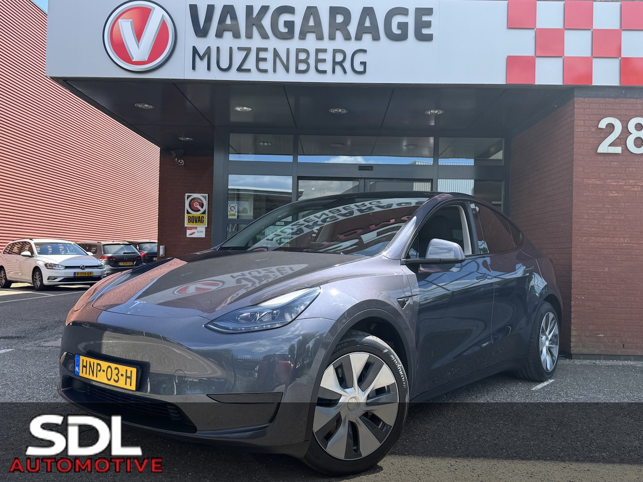 Tesla Model Y - RWD 58 kWh // AUTOPILOT // CLIMA // LEDER // 360 CAMERA // NAVI // ELEK STOEL+MEM - AutoWereld.nl