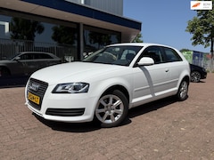 Audi A3 - 1.8 TFSI Attraction | LED | Cruise | Climate
