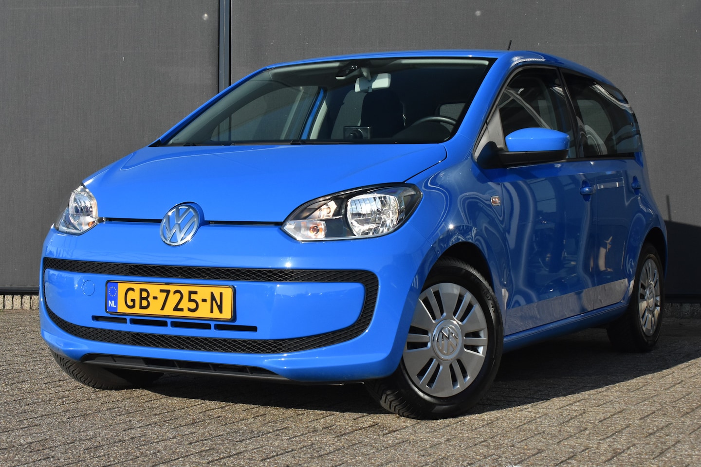Volkswagen Up! - 1.0 move BlueMotion 5-Deurs | Navigatie | Cruise Control | AllSeasonbanden | Airco | Deale - AutoWereld.nl