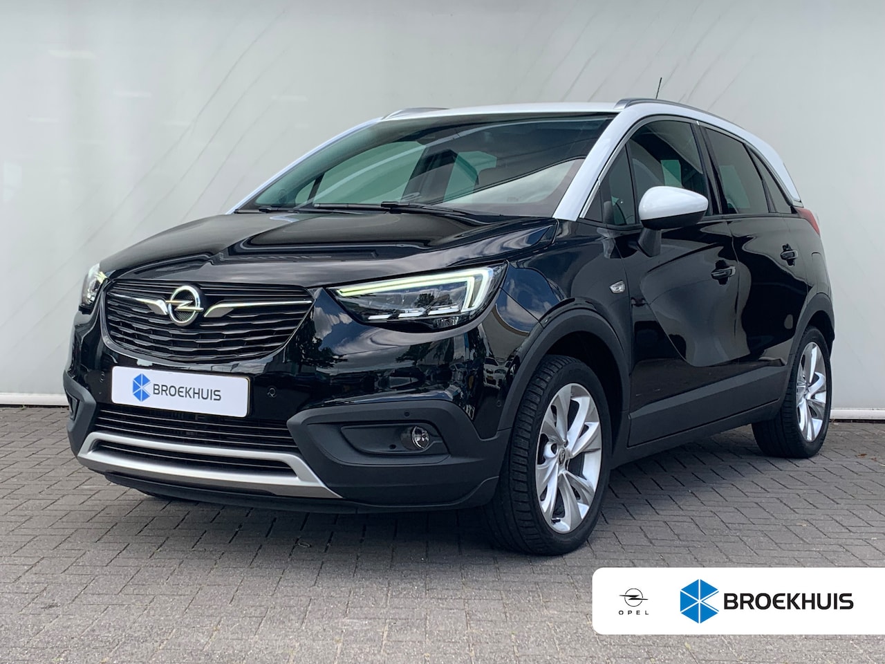 Opel Crossland X - 1.2 Turbo Ultimate Airco | AGR-Stoelen | Cruise Control | Dode Hoek Detectie | Navi | PDC - AutoWereld.nl