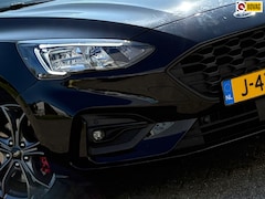 Ford Focus Wagon - 1.0 125PK Hybrid ST Line X Business | Panther Black | Carplay/LED/Virtual cockpit/CAM - Le