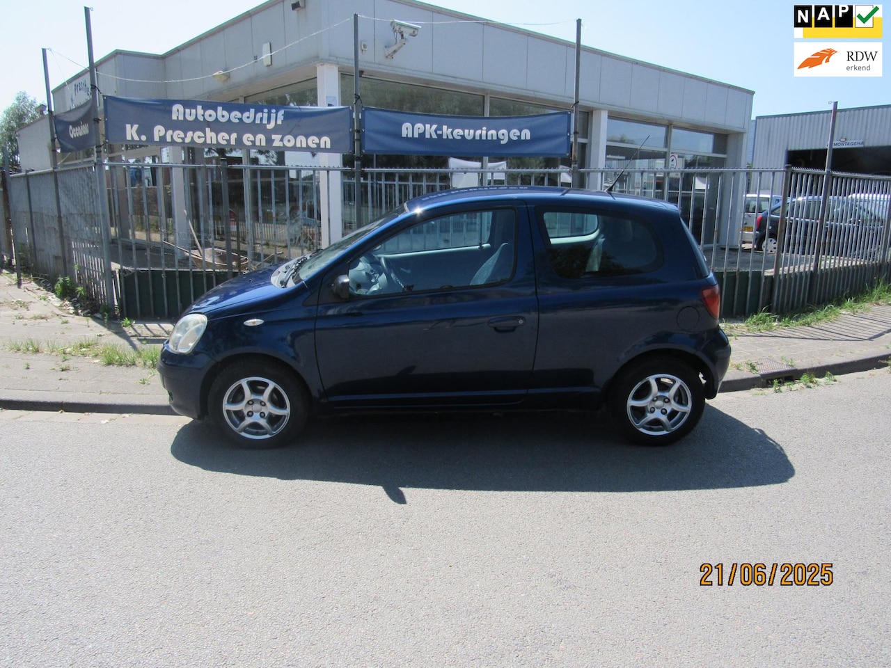 Toyota Yaris - 1.3 VVT-i Luna 1.3 VVT-i Luna,airco,stuurbekrachtiging - AutoWereld.nl