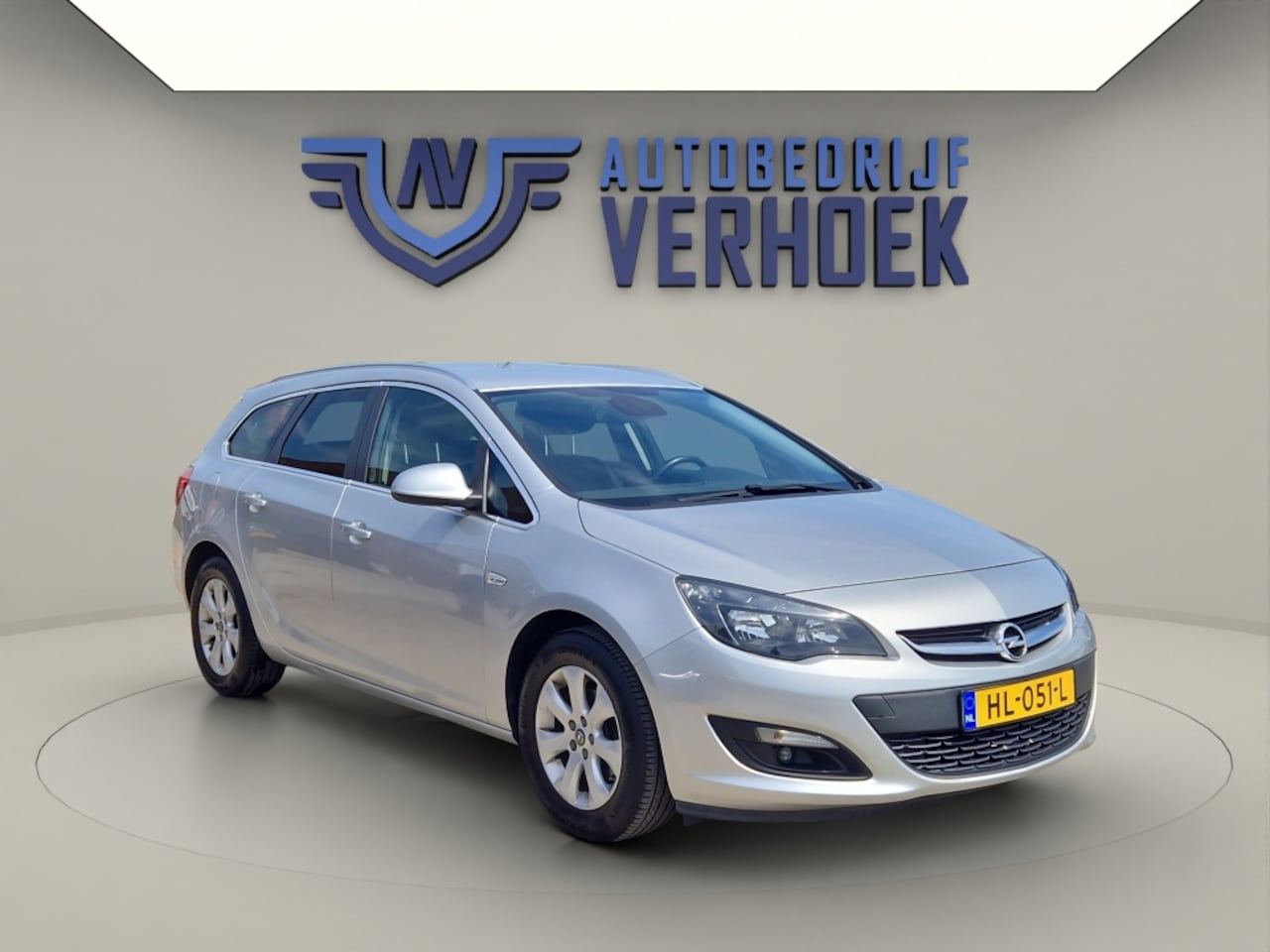Opel Astra Sports Tourer - 1.4 Turbo Business+ Navi - Trekhaak - Goed onderhouden! - AutoWereld.nl
