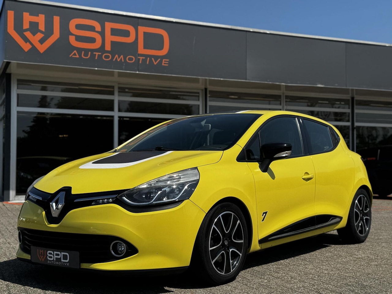 Renault Clio - 0.9 TCe Dynamique|Unieke kleur!|Nav|Handsfree - AutoWereld.nl