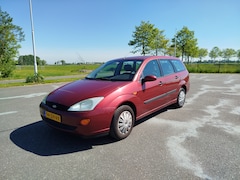 Ford Focus Wagon - 1.4-16V Ambiente